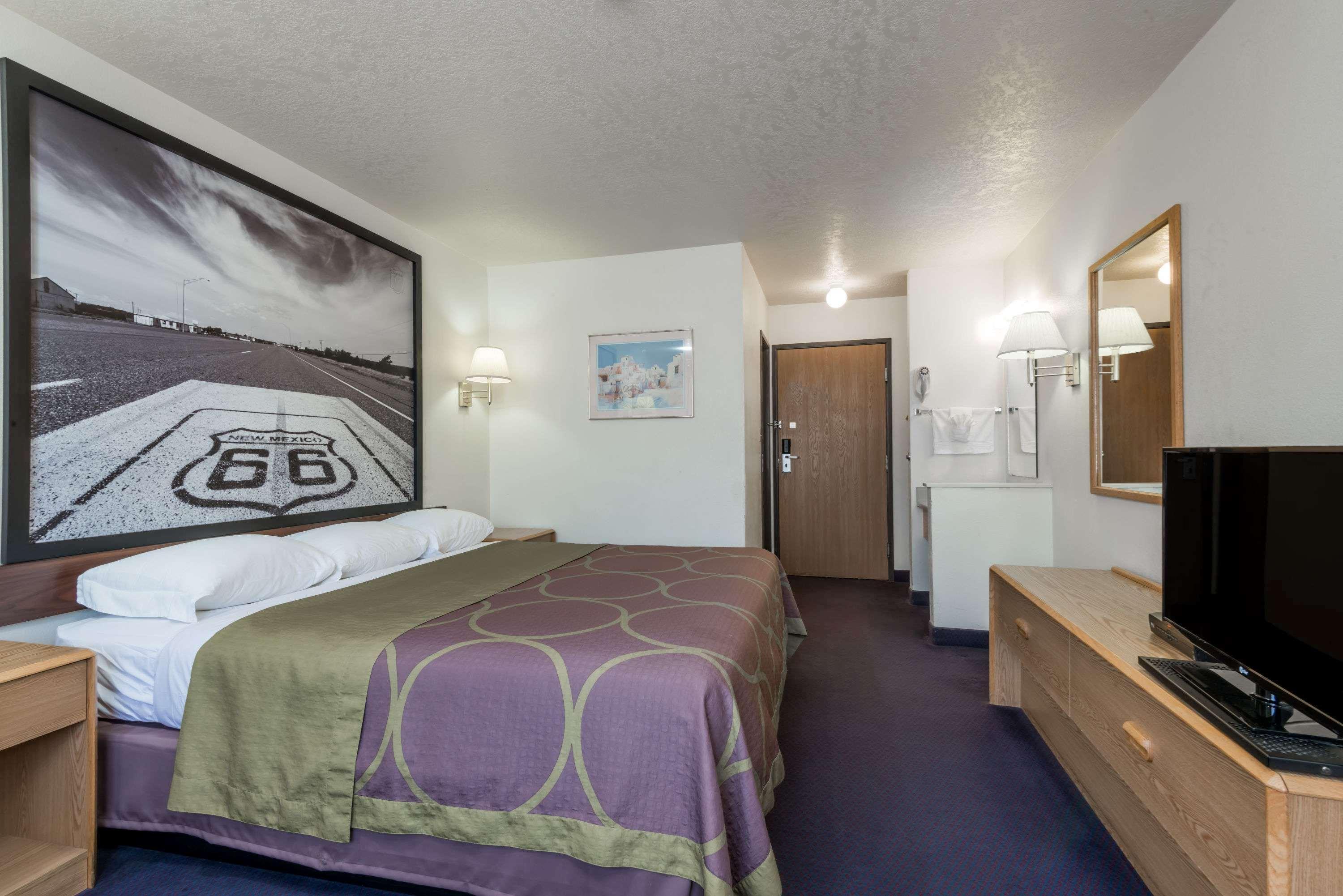 Super 8 By Wyndham Bernalillo Hotel Exterior foto