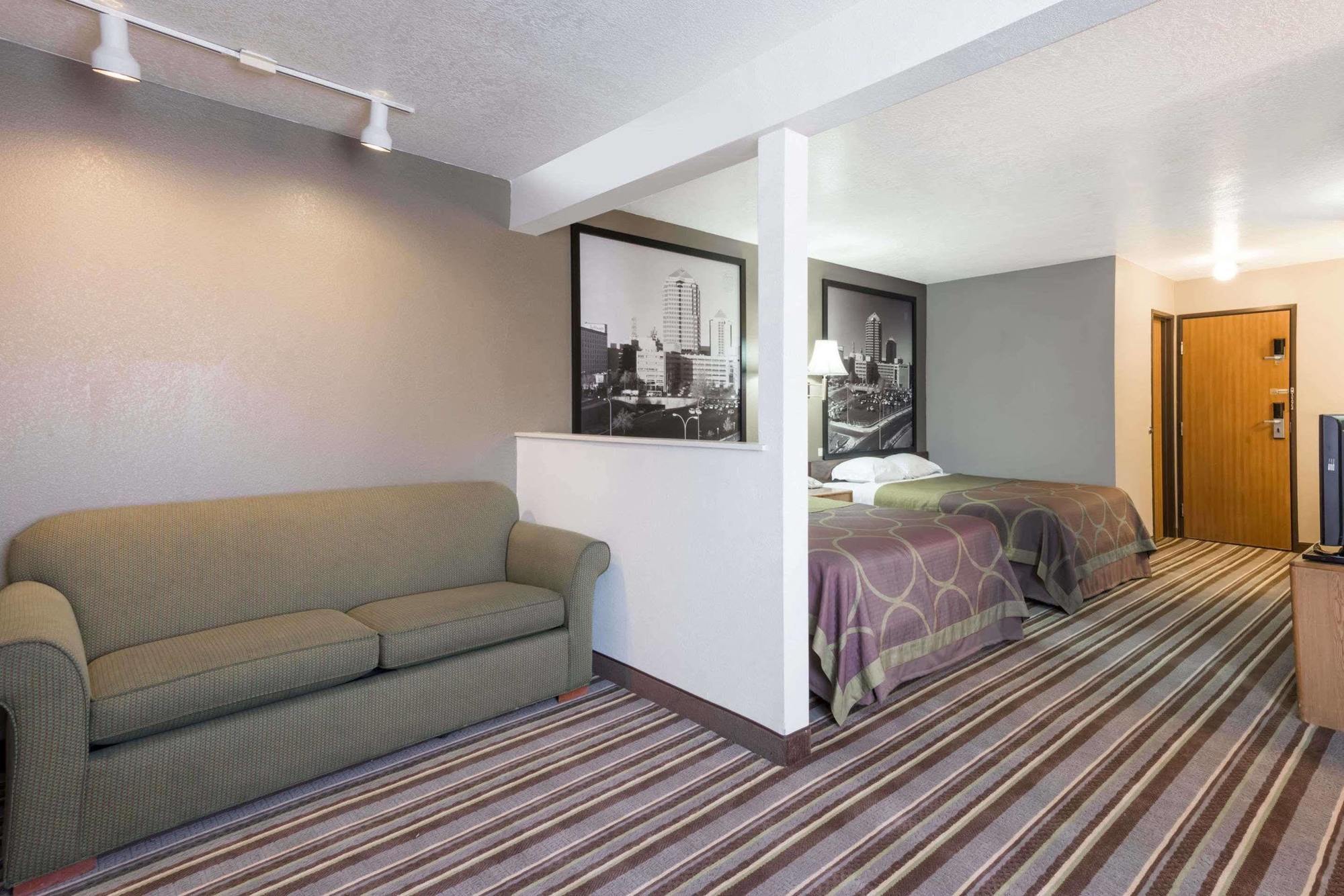 Super 8 By Wyndham Bernalillo Hotel Exterior foto